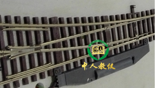 城市軌道交通信號控制及運營管理仿真實訓(xùn)系統(tǒng)道岔及轉(zhuǎn)轍機模型